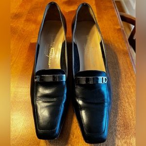 Salvatore Ferragamo 9.5 Black Heels